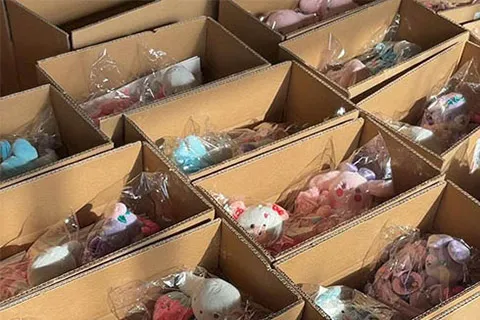 毛绒玩具包装出货