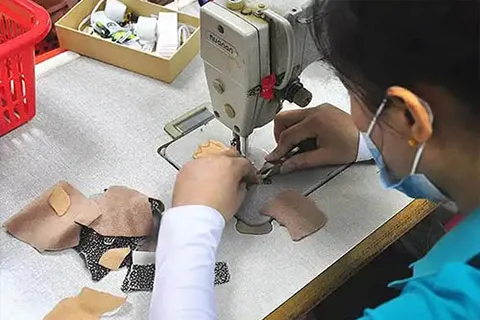 毛绒玩具缝制工序